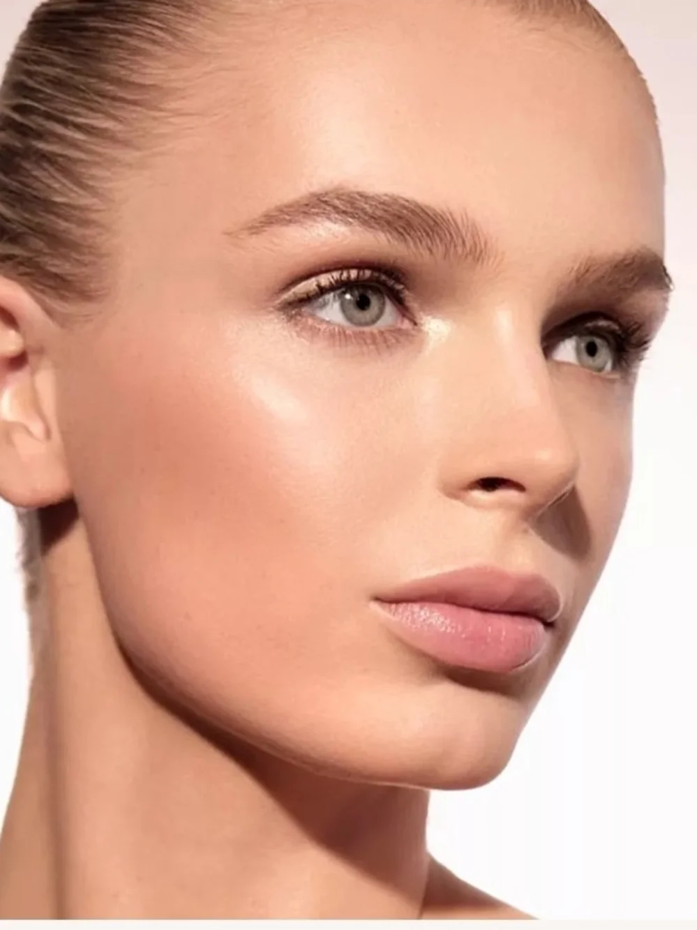 Pat McGrath Labs Skin Fetish Divine Bronzer in Nude Honey
